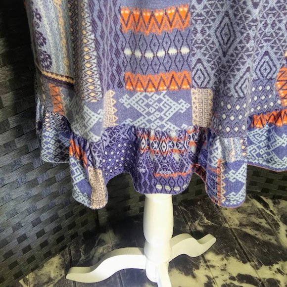 SOUTHWEST/AZTEC PATTERN TOP/ BLOUSE/WOMEN L/SIGNATURE STUDIO - Picture 5 of 7